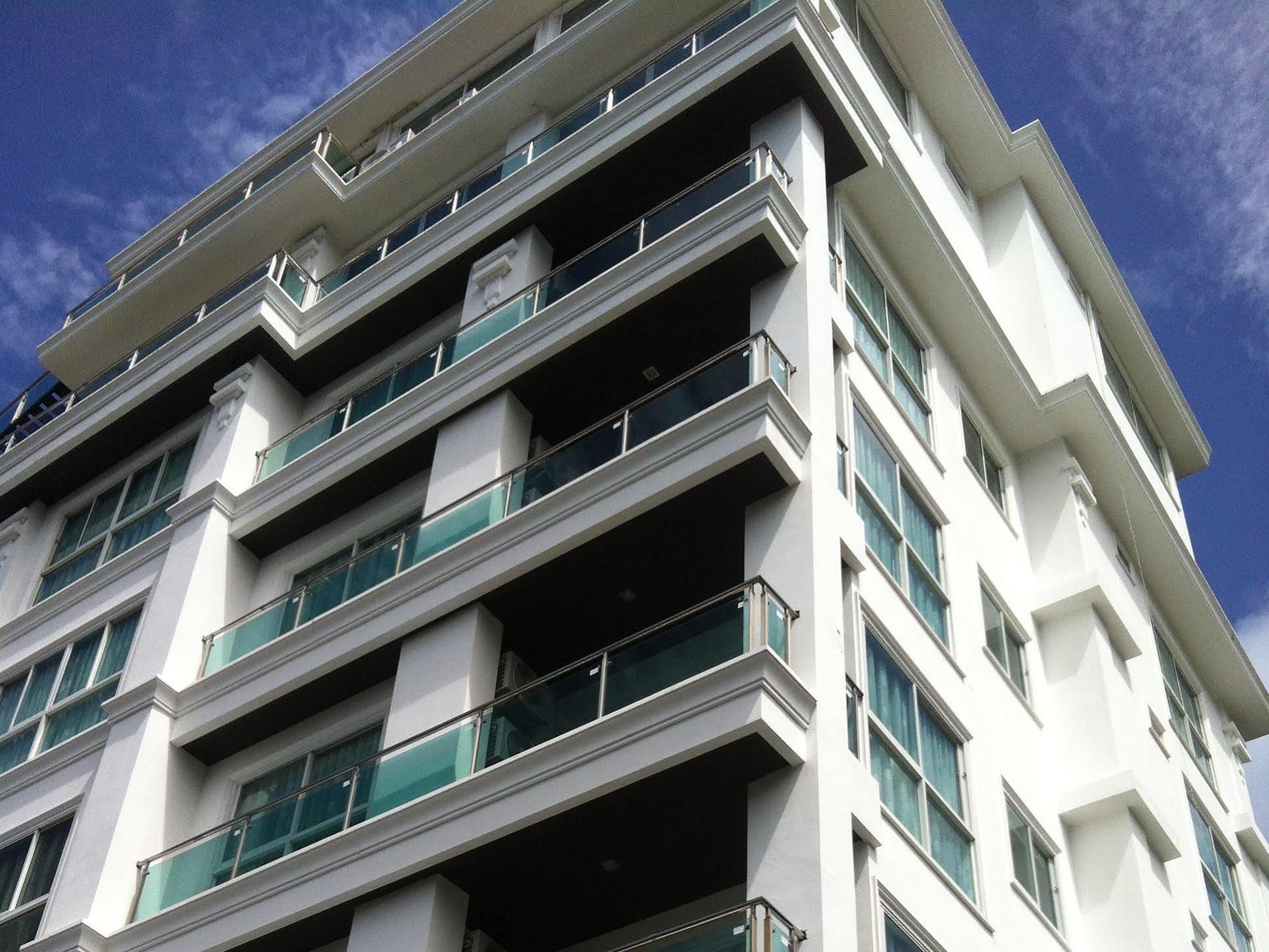 Goldstone Residency Patong , Phuket Apartment ภายนอก รูปภาพ