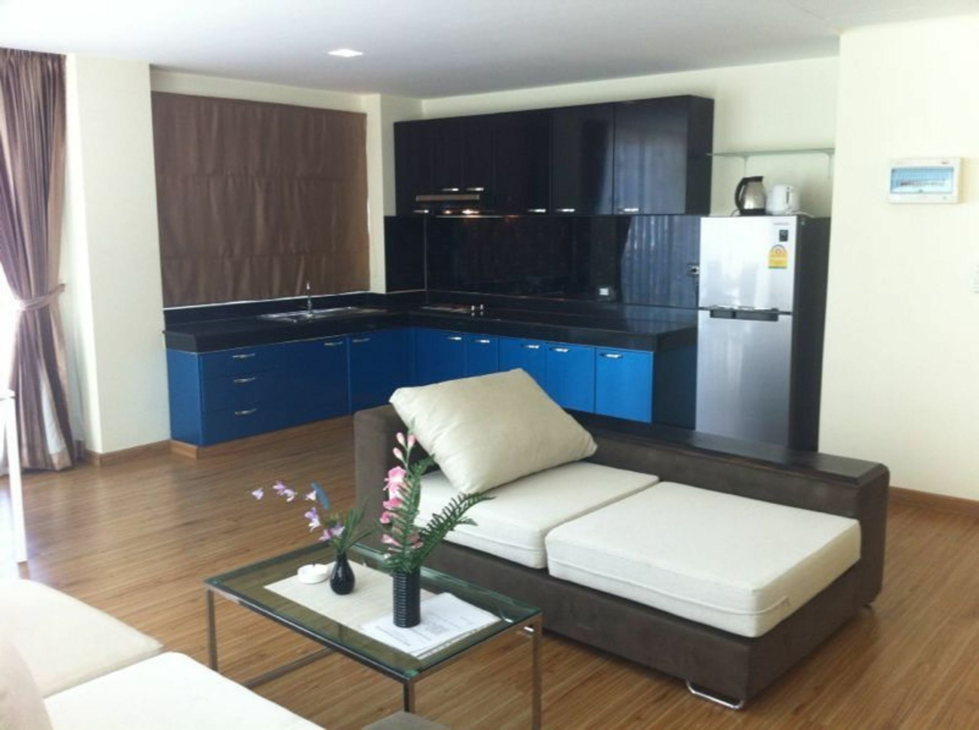 Goldstone Residency Patong , Phuket Apartment ภายนอก รูปภาพ