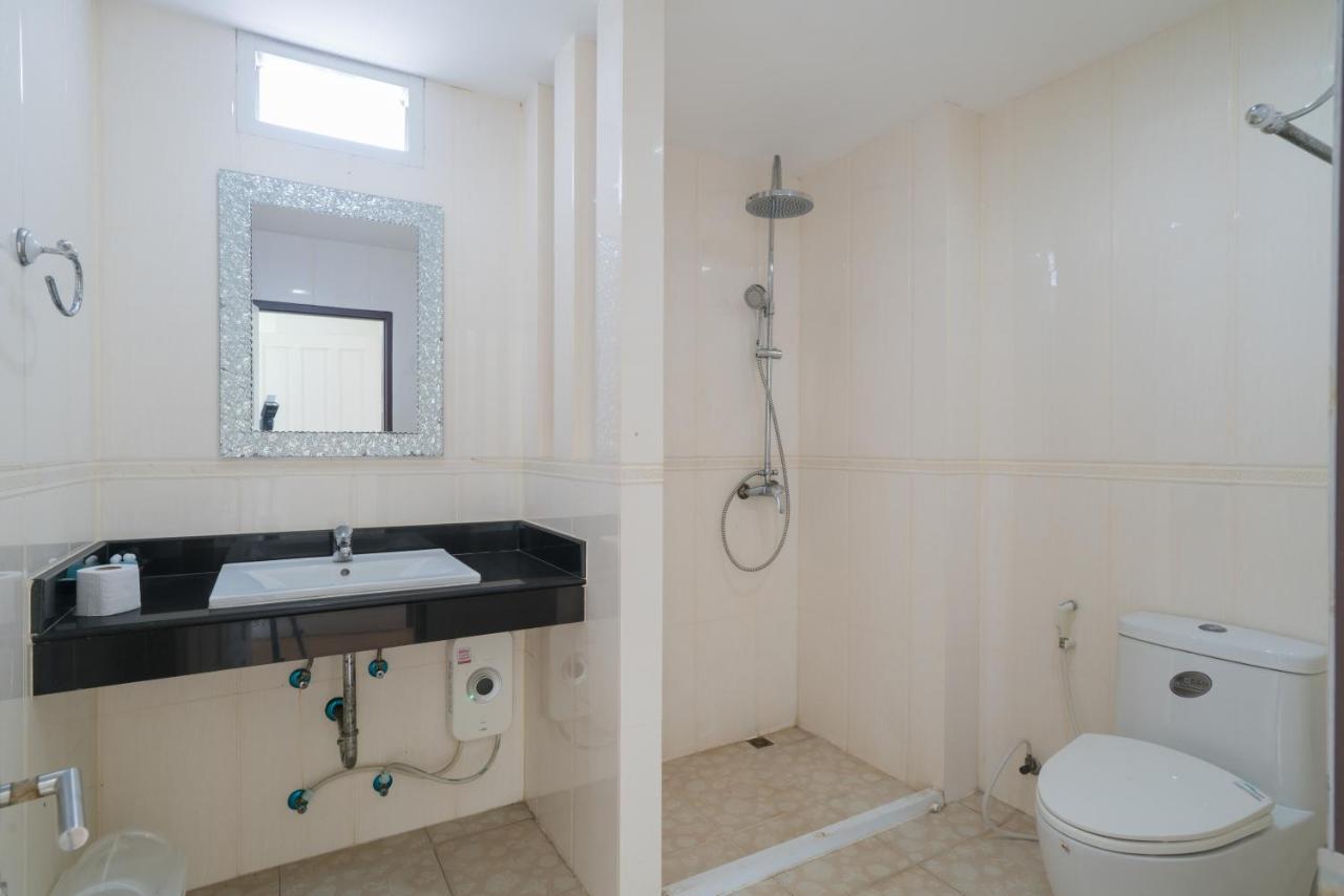 Goldstone Residency Patong , Phuket Apartment ภายนอก รูปภาพ