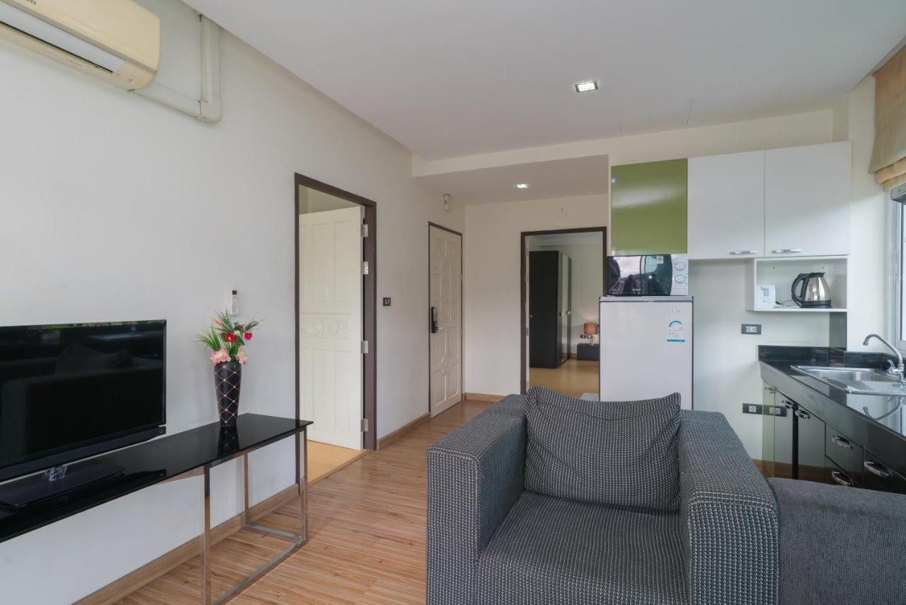 Goldstone Residency Patong , Phuket Apartment ภายนอก รูปภาพ