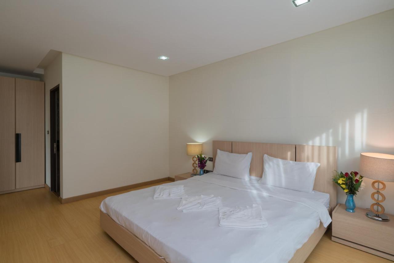 Goldstone Residency Patong , Phuket Apartment ภายนอก รูปภาพ