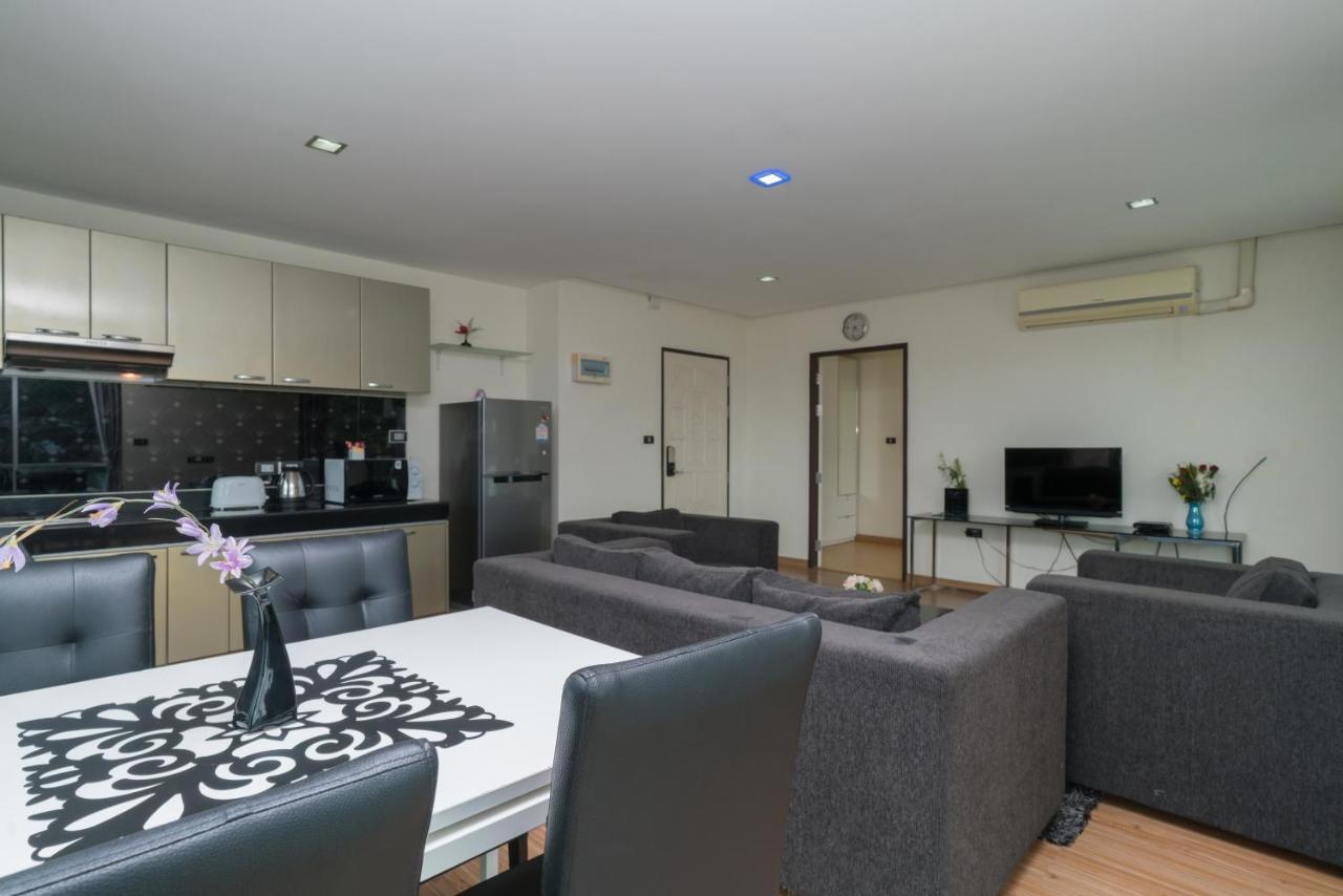 Goldstone Residency Patong , Phuket Apartment ภายนอก รูปภาพ